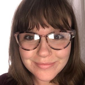 Meet your Posher, Abby